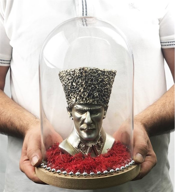 Öğretmenler günü Atatürk büst hediyesi